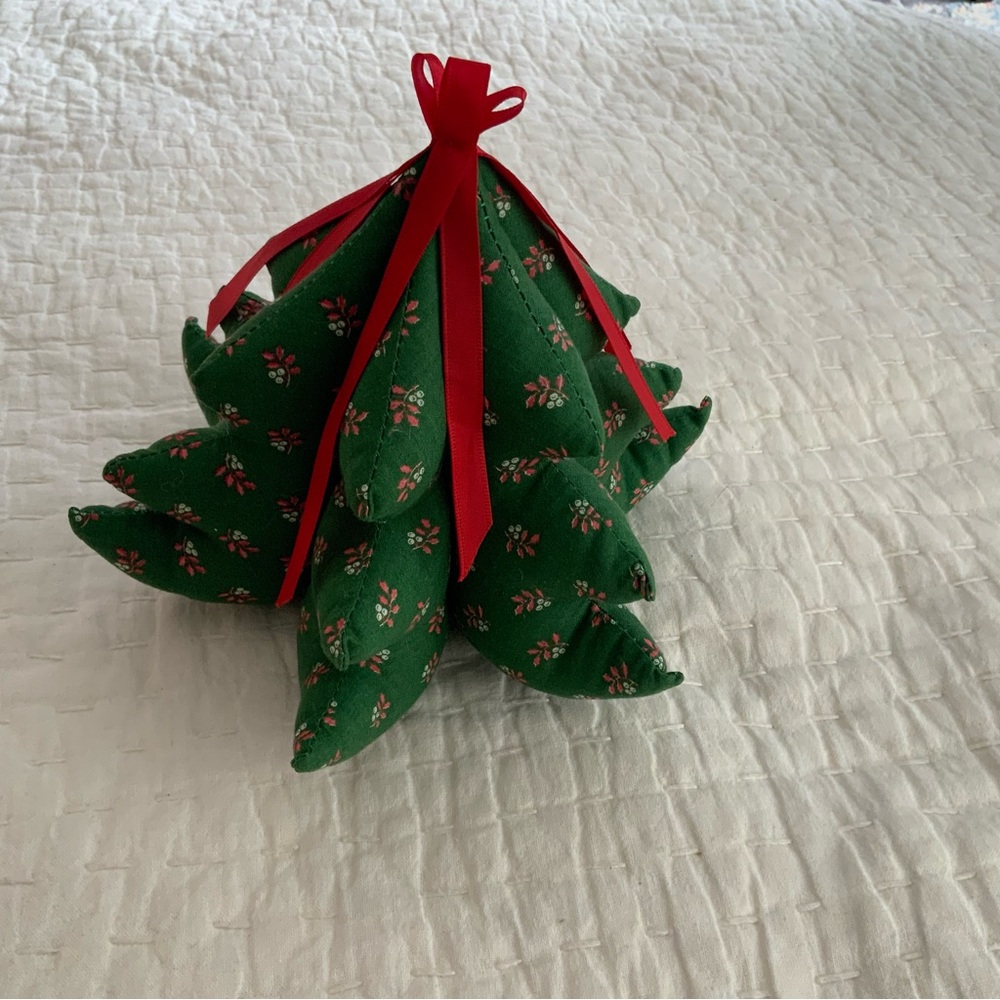 Vintage Handmade 3D Folk Art Fabric Stuffed Christmas Tree 6” Tall